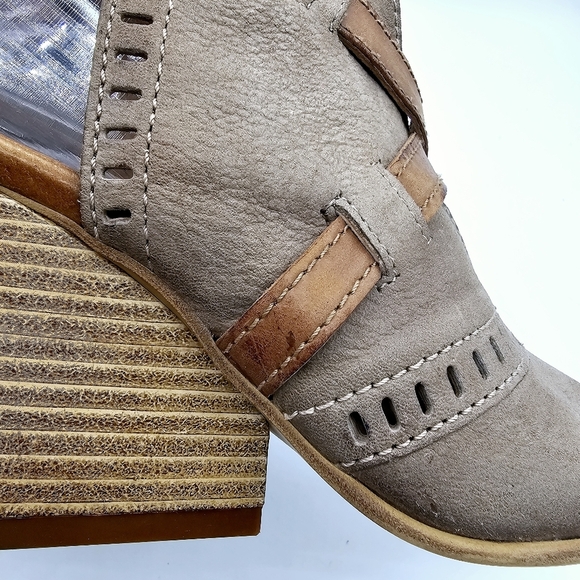 Miz Mooz Kipling Open Toe Leather Wedge Sandals - Picture 14 of 16